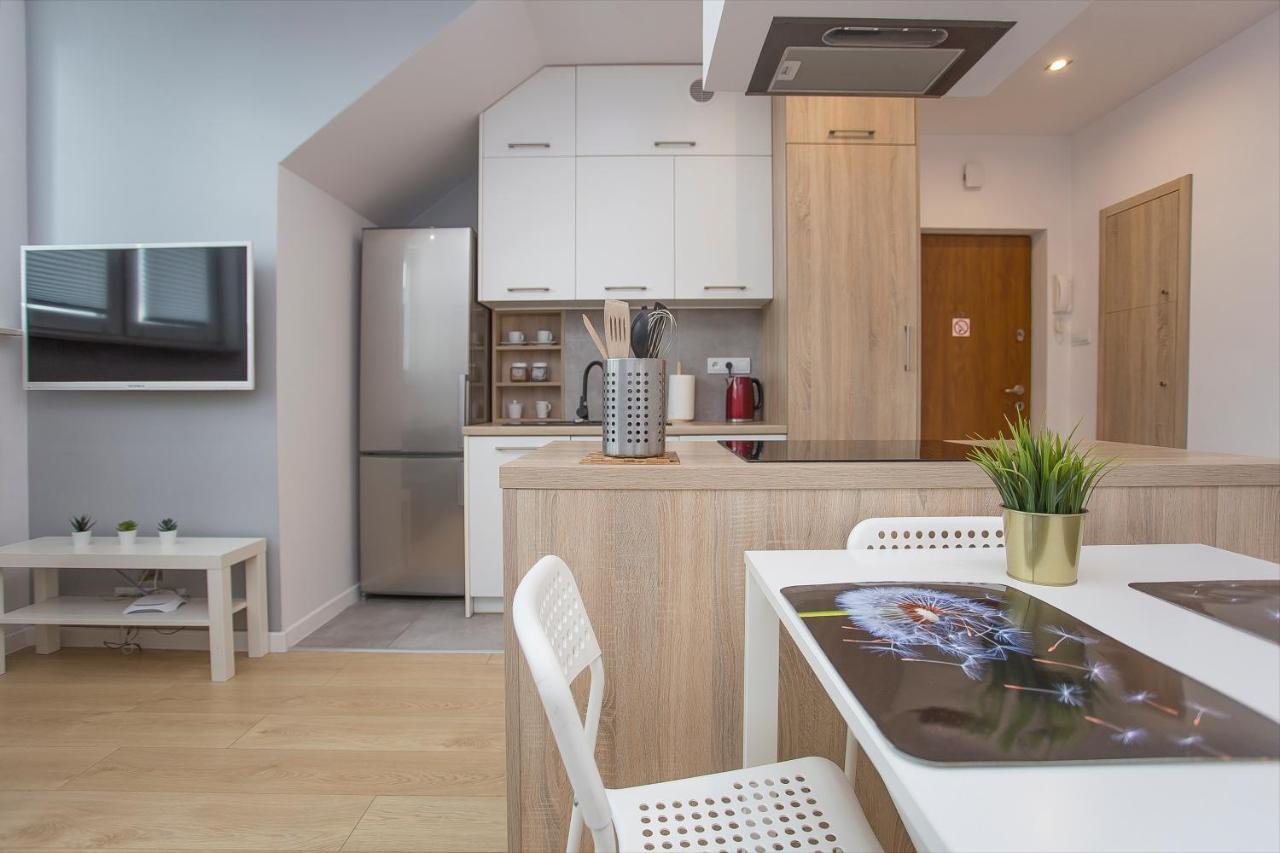 ביאליסטוק Urban Jungle Apartment In The City Center מראה חיצוני תמונה